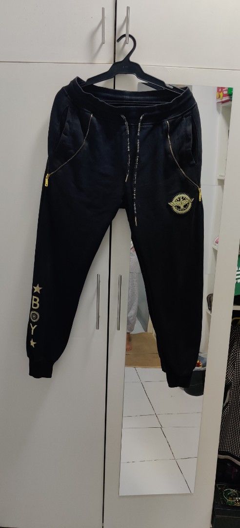 Boy London Jogger Pants (Category: Joggers) located in Malabon City. Submitted by jaypd (Listing ID 1376777364, Image 1). Description: Brandnew Condition size Medium Location Malabon Free Shipping.