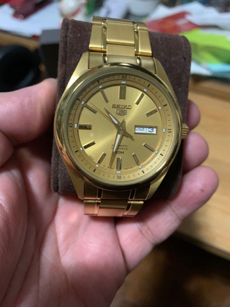 Brandnew Seiko 5 automatic Japan (Category: Men's Watches) located in Paranaque City. Submitted by rysauto (Listing ID 1376765499, Image 2). Description: For sale Brandnew Seiko 5 Japan automatic 40mm Complete 8000 Pm.