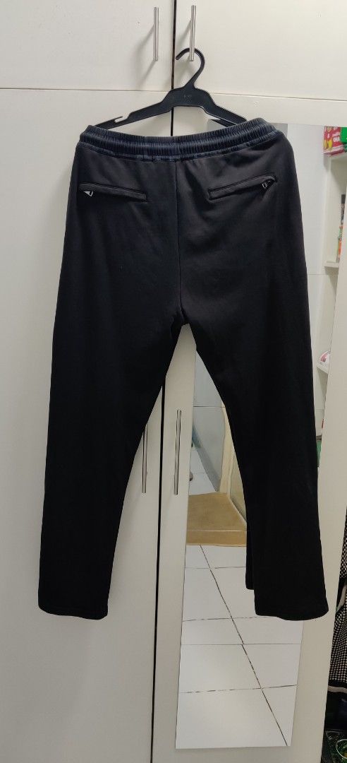 Burberry Trackpants (Category: Joggers) located in Malabon City. Submitted by jaypd (Listing ID 1376776373, Image 2). Description: size XL Issue Small Pin Hole near Left Pocket Location Malabon Free Shipping.