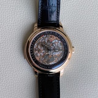 (Category: ) located in . Submitted by watchcentresg (Listing ID 1376658011, Image 1). Description: .