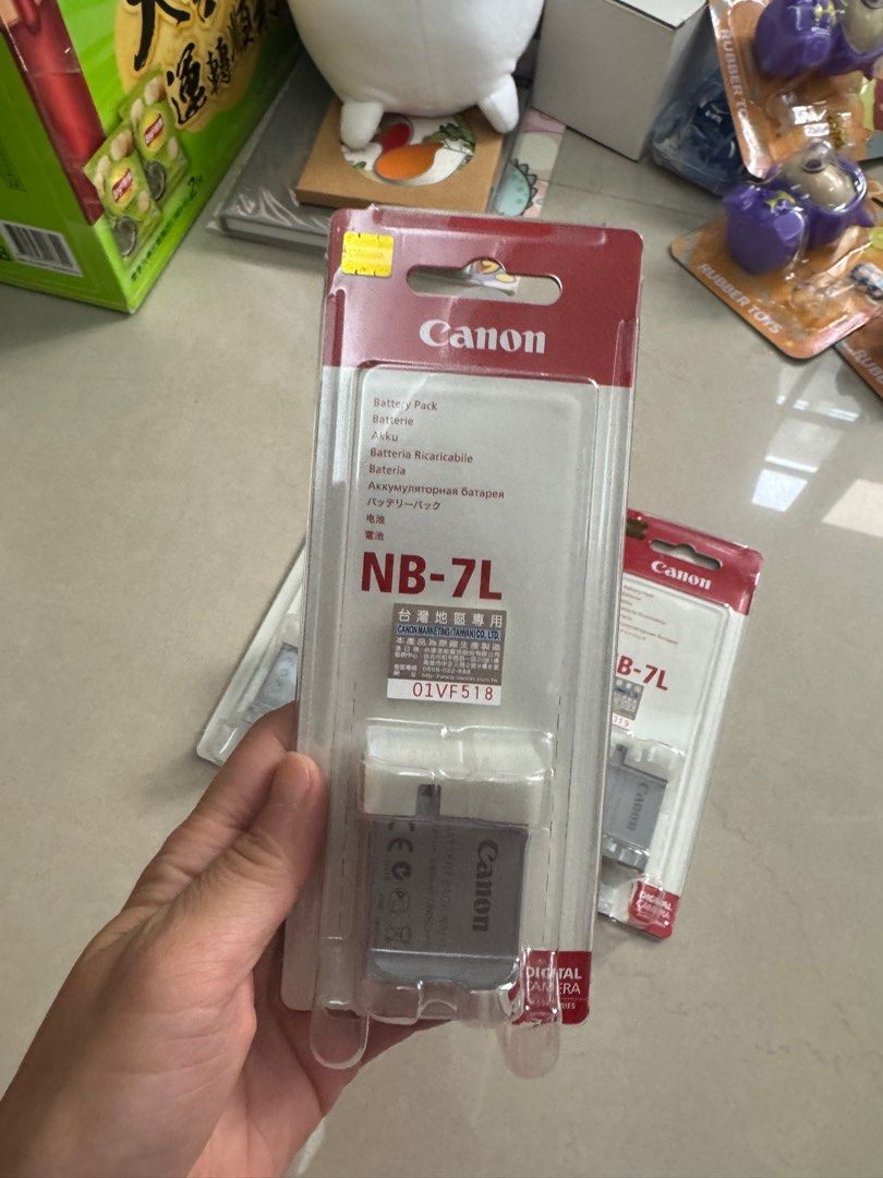 由 yen1031 (刊登 ID 1376742228，圖片 1) 提交，位於 新北市 (New Taipei) 的 Canon NB-7L原廠電池 (類別：電池及充電器)，說明：全新放久了，不介意再購買，所以特價出清外面都要1500到1800還有最後4顆。