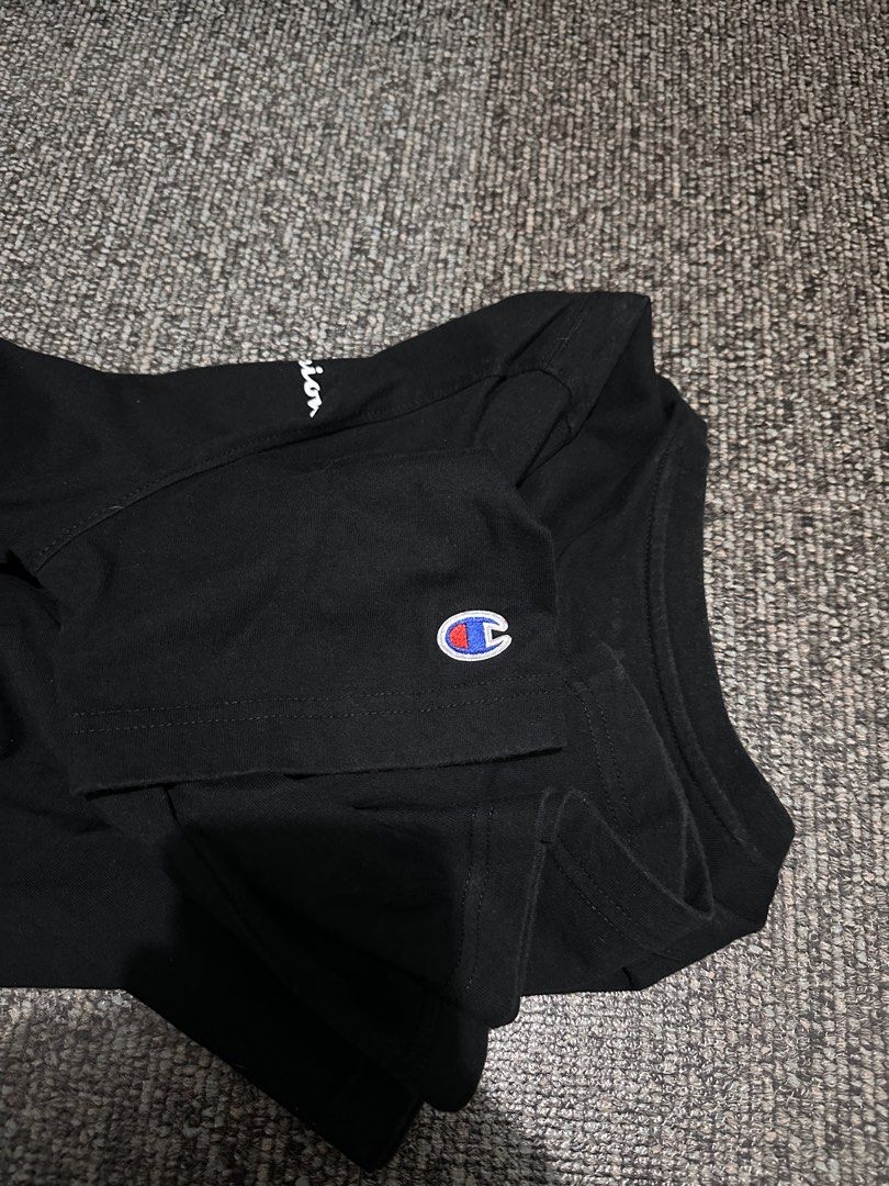 Champion t shirt (Category: Tshirts & Polo Shirts ) located in Bulacan. Submitted by fitloop_ph (Listing ID 1376742262, Image 2). Description: Champion t shirt Medium on tag 21/28 Like new 10/10.