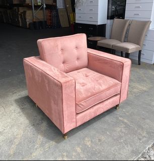(Category: ) located in . Submitted by priceworthfurniture (Listing ID 1376659686, Image 1). Description: .