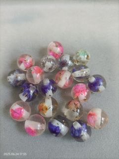 (Category: ) located in . Submitted by kbeadster_sg (Listing ID 1376720633, Image 1). Description: .