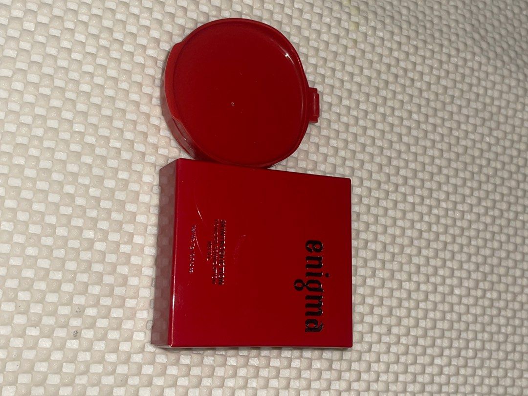 Enigma powder foundation refill ivory (Category: Makeup) located in Las Pinas. Submitted by trishdeclutters (Listing ID 1376697813, Image 2). Description: Bnew never touched the pan Shade: ivory Orig price 400 Rfs: extra .