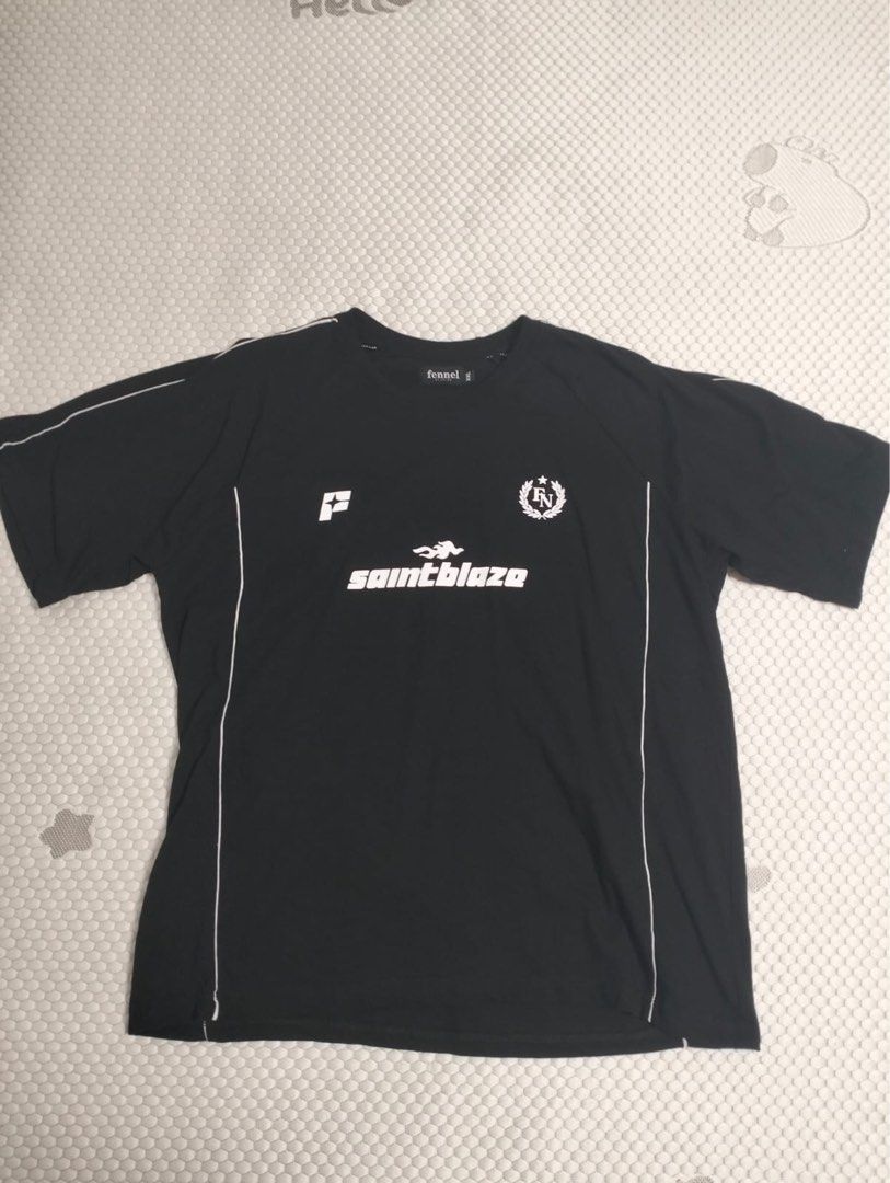 Fennel by AR70S Black T-Shirt Size L (Category: Tshirts & Polo Shirts) located in Singapore. Submitted by twhaha (Listing ID 1376670185, Image 1). Description: .
