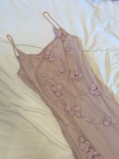 (Category: ) located in . Submitted by preloved_anj (Listing ID 1376699310, Image 1). Description: .