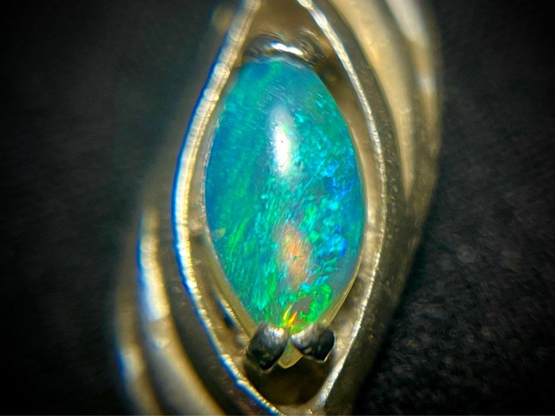 Gems on silver (opal & diamond) (Category: Necklaces) located in Marikina City. Submitted by sam_illano (Listing ID 1376722954, Image 1). Description: - Natural Australian Opal on 925 silver setting - 2.5k - Branded Lazare Diamond 0.52 carats on 925 silver setting / size 7.5 good as new - 3.5k - Mink tail scarf & Gucci (untag) wool scarf take both for - 3k Marikina area, thank you!.