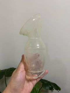 (Category: ) located in . Submitted by thriftasofmanila (Listing ID 1376807269, Image 1). Description: .