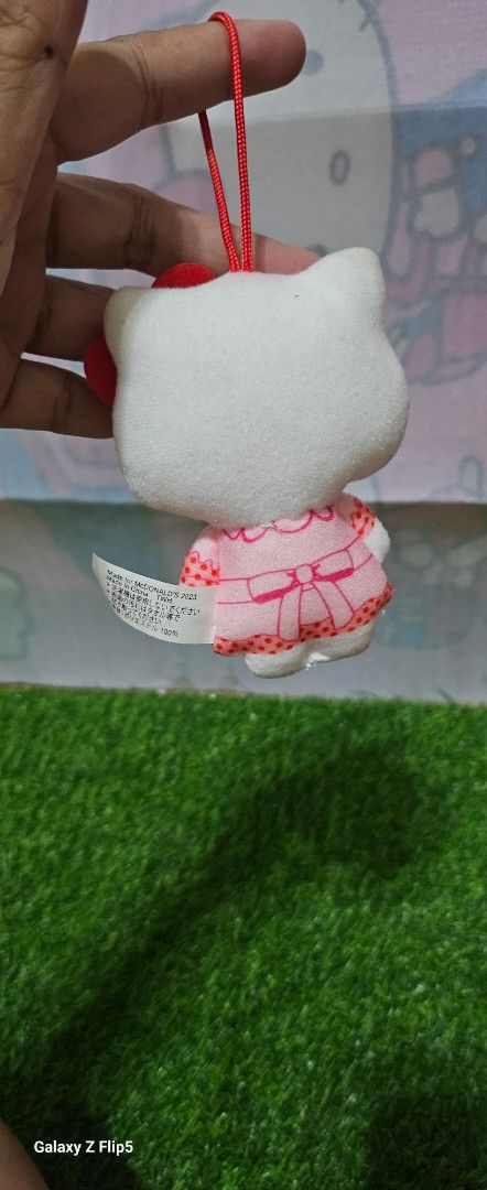 Hello kitty charm mcdo (Category: Character Goods) located in Umingan. Submitted by liezelsona48963 (Listing ID 1376788550, Image 2). Description: collectible hk charm.