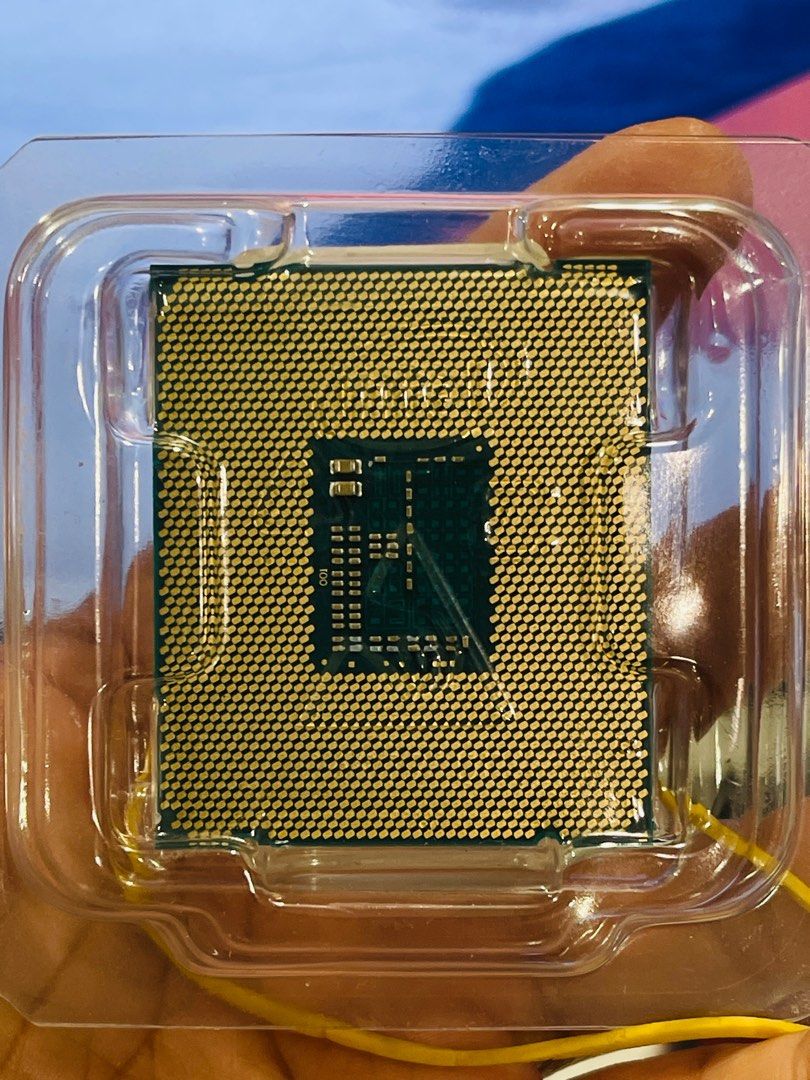 Intel i7 5820K CPU63142562268418111