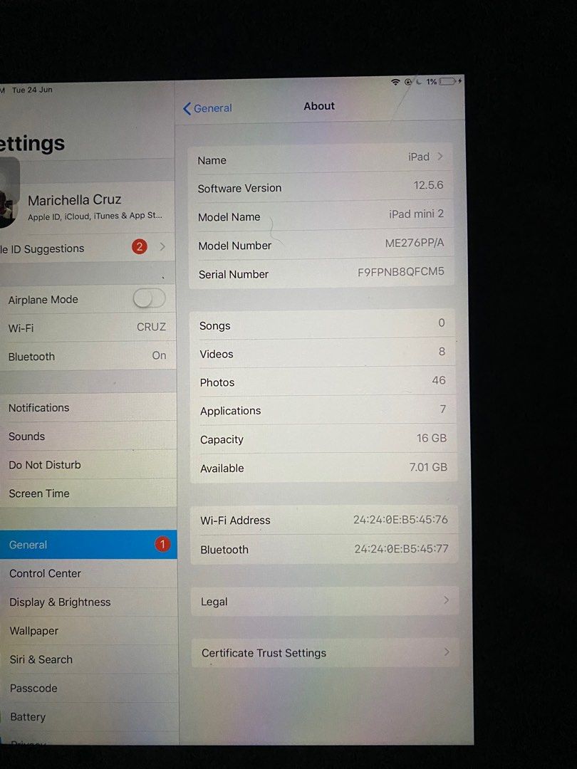 iPad Mini 2 (Category: iPad) located in Paranaque City. Submitted by itsdonibear (Listing ID 1376718609, Image 1). Description: rfs: di na nagagamit and almost outdated na apps but still can be used sa Spotify, Facebook, Youtube, Netflix. .