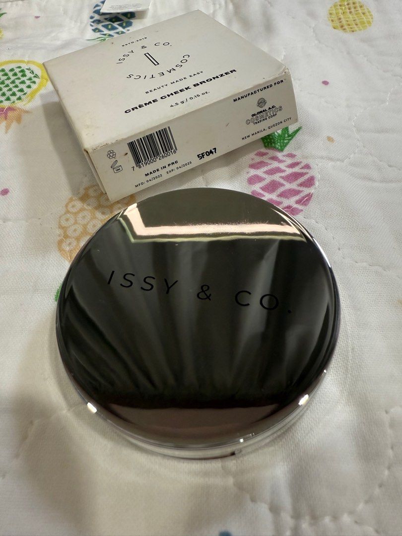 Issy Creme Cheek Bronzer in Molten (Category: Makeup) located in Quezon City. Submitted by beautycallph (Listing ID 1376662392, Image 2). Description: Swatched only Lightweight face bronzer RSF Decluttering.