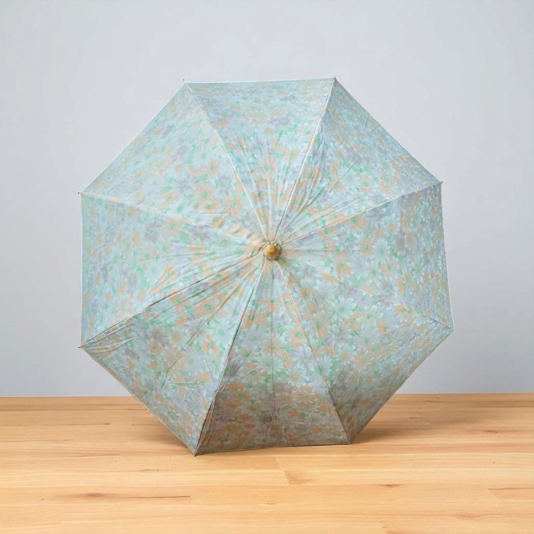 Japan surplus folding umbrella (Category: Umbrellas) located in Quezon City. Submitted by plantcorner (Listing ID 1376627727, Image 1). Description: Need wash po.