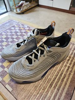(Category: ) located in . Submitted by sneaksole (Listing ID 1376677190, Image 1). Description: .