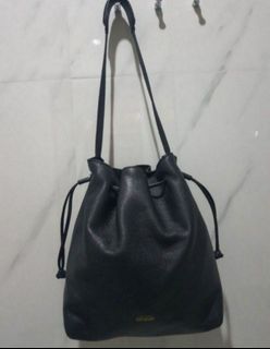 (Kategori: ) berada di . Dikirim oleh putridewi_shane (ID iklan 1376701749, Gambar 1). Deskripsi: .