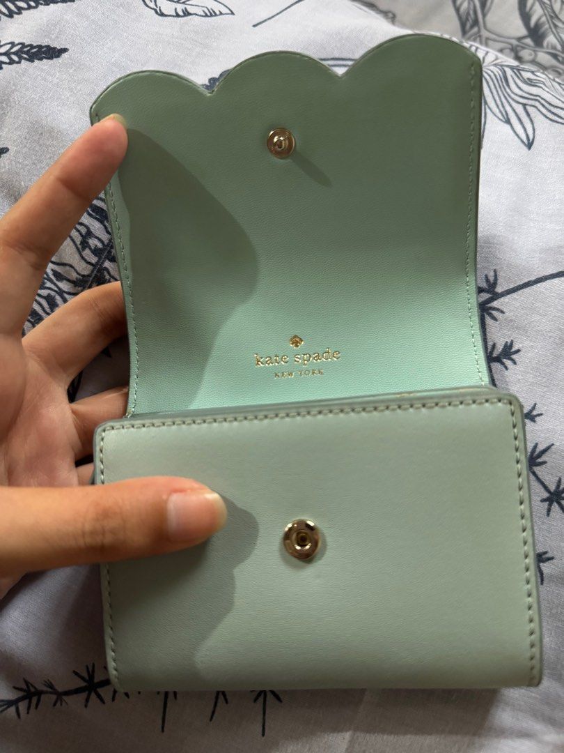 Kate Spade Gemma Flap Wallet (Category: Luxury Bags & Wallets) located in Makati City. Submitted by ilinjoys (Listing ID 1376682182, Image 2). Description: Bought for 3500. No flaws..