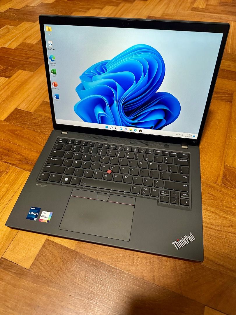 Lenovo Thinkpad T14 i5-12th Gen Up to 32GB RAM 512 SSD Windows 11 Pro Microsoft Office 2021 Preloaded 14" FHD Screen Wifi 6 Dolby Audio Thinkpad T14 Gen 3 14inch FHD screen backlight keyboard lightweight thinkpad business laptop t14s t490 (Category: Laptops & Notebooks) located in Singapore. Submitted by techgeniesg (Listing ID 1376734461, Image 1). Description: 🔥 Lenovo ThinkPad T14 Gen 3🔥 💼 Powerful, Portable & Perfect for Business or Study 