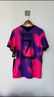 (Category: ) located in . Submitted by sundayfootballshirts.my (Listing ID 1376634199, Image 1). Description: .