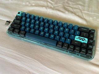 アッコ Mojo68 For Sale | Carousell Singapore