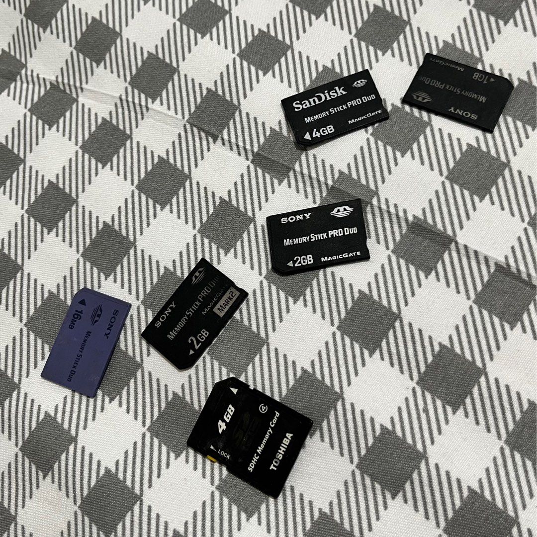 MEMORY STICK DUO / DIGICAM DIGI CAM DIGITAL CAMERA (Category: Memory & SD Cards) located in Taguig. Submitted by flash.forward (Listing ID 1376714624, Image 1). Description: all are functional, fits at most cyber-shot model 16 mb: 500 php 1 gb: 450 php (sold) 2gb: 450 php (sold) 4gb: 600 php .