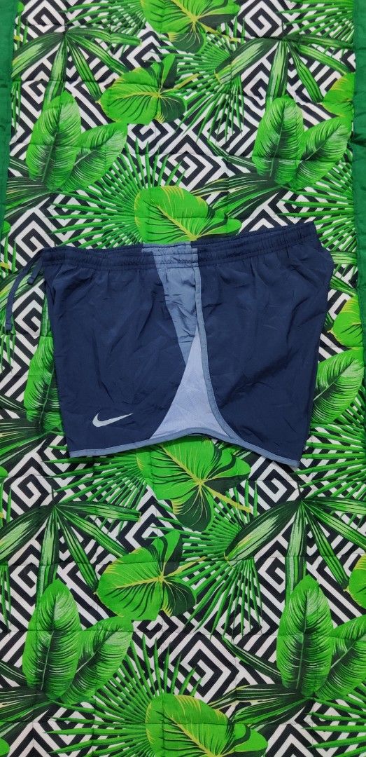 Nike Dri-Fit Running Shorts (Category: Activewear) located in Malabon City. Submitted by jaypd (Listing ID 1376765298, Image 3). Description: Unisex Location Malabon Free Shipping.