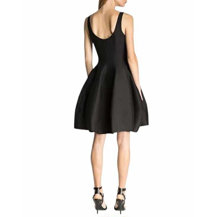 NWT Halston Heritage Black Structured Tulip Dress (Category: Dresses) located in Cebu City. Submitted by posh_avenue888 (Listing ID 1376773458, Image 2). Description: New with tags. Size 0 (fits small). Fabric is cotton/silk blend. 100% authentic!!! Measurements (estimated-taken flat): Armpit: 16 inches; Waist: 13 inches; Length: 33 inches. #BlackDressesBluePlastic2.