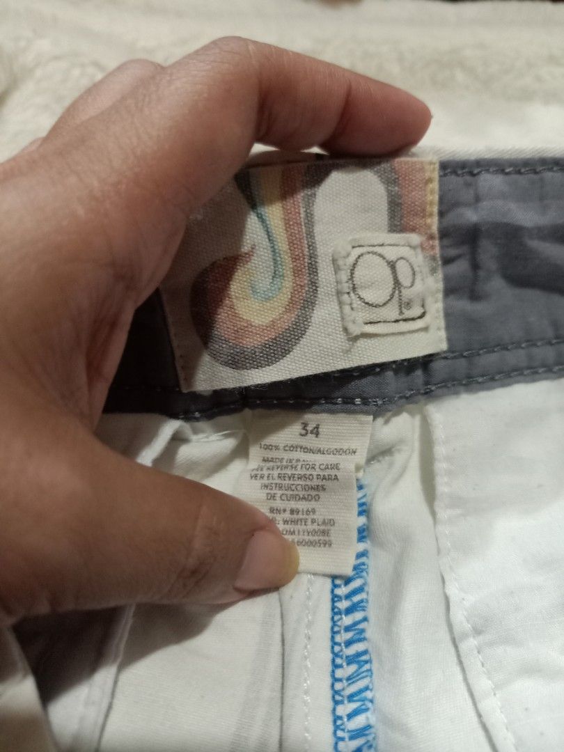 OP CHECKERED COTTON LINEN SHORTS FOR MEN (Category: Shorts) located in Quezon City. Submitted by bratinella168 (Listing ID 1376734713, Image 2). Description: LIKE NEW!!! OP CHECKERED COTTON LINEN SHORTS FOR MEN WITH 2 SIDE POCKETS EXCELLENT CONDITION WAISTLINE: 32-33 INCHES LENGTH: 23 INCHES.