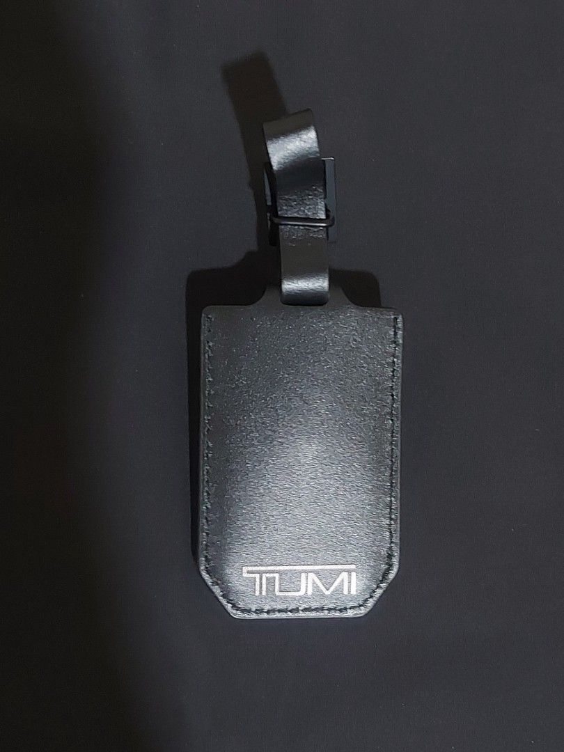 Original TUMI Leather Black/Burgundy Bag Tag (Category: Luxury Accessories) located in Pasay City. Submitted by itemsforsale00 (Listing ID 1376805667, Image 3). Description: .