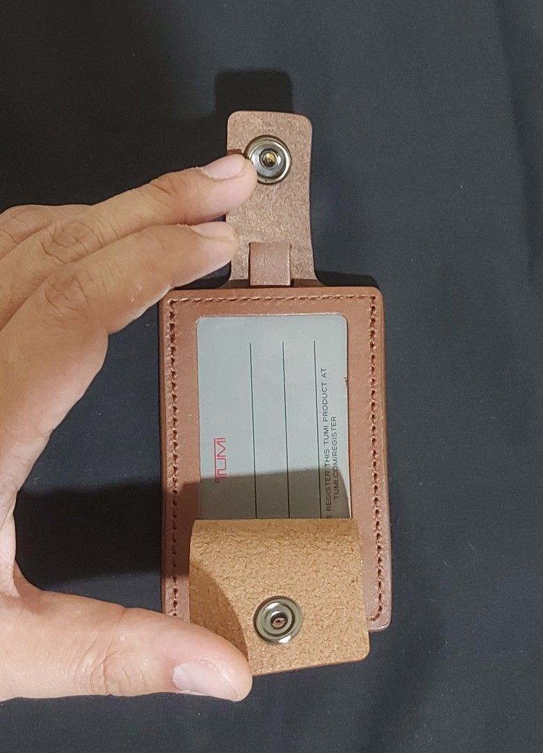 Original TUMI Leather Luggage Tag Brown (Category: Luxury Accessories) located in Pasay City. Submitted by itemsforsale00 (Listing ID 1376803176, Image 2). Description: - Gcash payments only. - Delivery fee is shouldered by buyer. (Lalamove) - Metro Manila Area Only - NO Return. NO Exchange..
