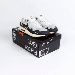 (Kategori: ) berada di . Dikirim oleh sneakersshopbdg (ID iklan 1376652610, Gambar 1). Deskripsi: .