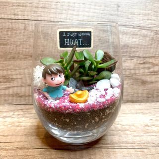 (Category: ) located in . Submitted by lushglassdoor (Listing ID 1376766311, Image 1). Description: .