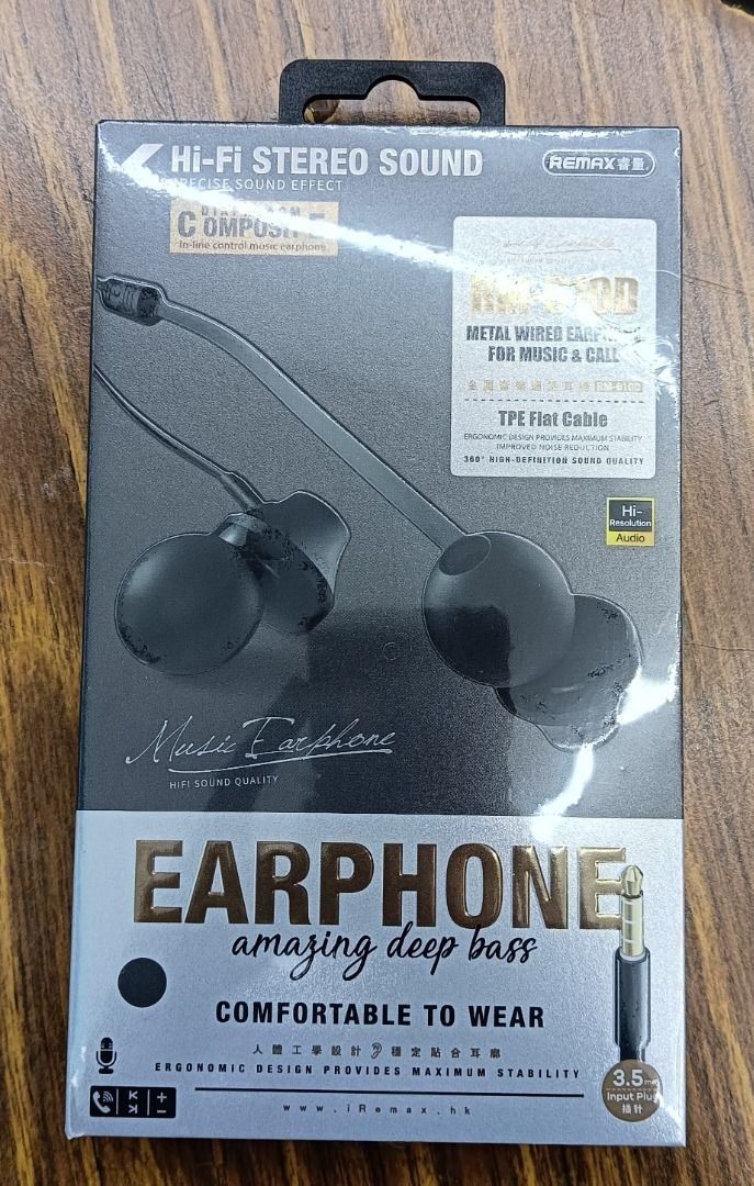 Remax RM-61D Metal wired Earphone for music and call (Category: Earphones) located in Singapore. Submitted by zalpha (Listing ID 1376662764, Image 1). Description: Brand : Remax Model : RM-610D Frequency Response : 20-20000HZ Driver unit : 10mm Pin : 3.5MM Cable length : 30mm Net Weight : 2g.