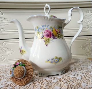 (Category: ) located in . Submitted by antique.collectibles (Listing ID 1376678172, Image 1). Description: .