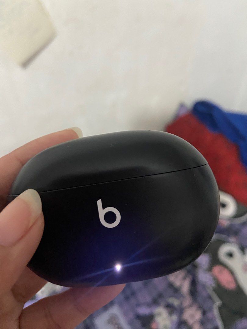 Rush beats! (Category: Earphones) located in Manila. Submitted by businesses101 (Listing ID 1376807203, Image 1). Description: Hindi ngggmit bago pa! Rush need pera.