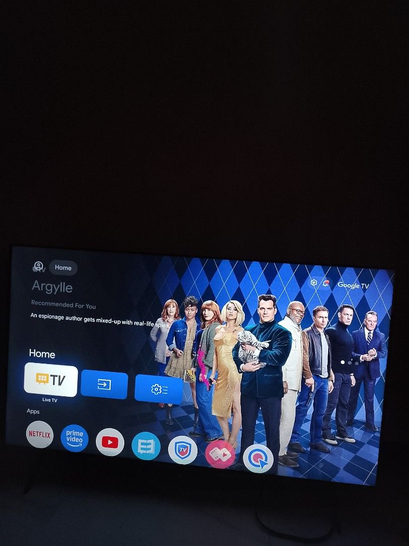 SKYWORTH 40" Smart TV (Category: TV) located in Caloocan City. Submitted by brifaj (Listing ID 1376748128, Image 1). Description: Original Price - 16,990 DETAILS: LED-40STG5500 SKYWORTH 40``GOOGLE 2K FHD TV Complete w/ box (User's Manual, Remote, Batteries, and wall bracket) ** For interested buyer, please PM me **.