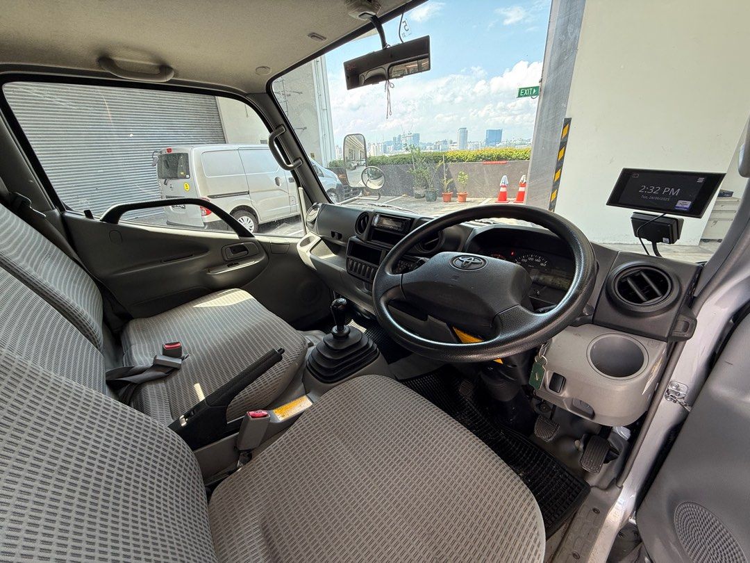 Toyota Dyna 3.0 Manual62885348517506114