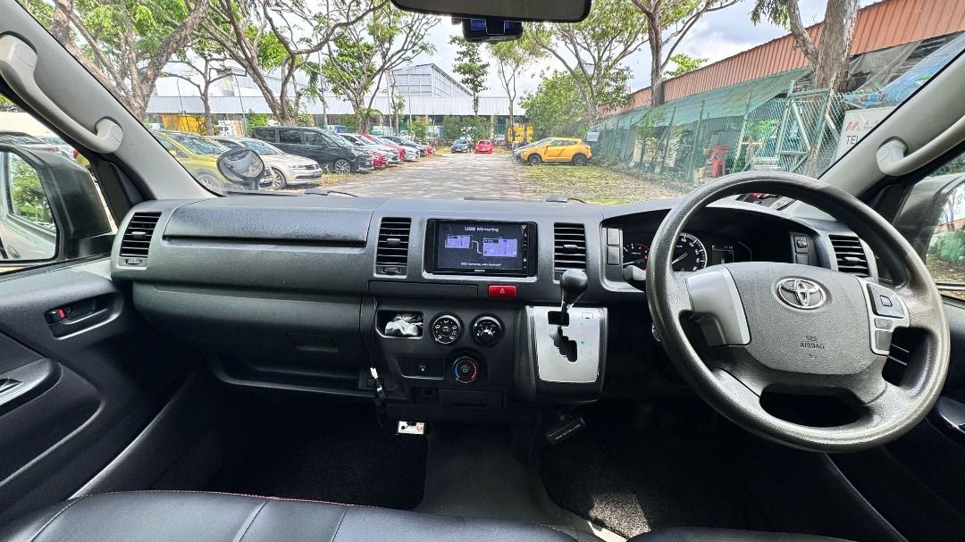 Toyota Hiace 2.8 DX Auto62872685417601113