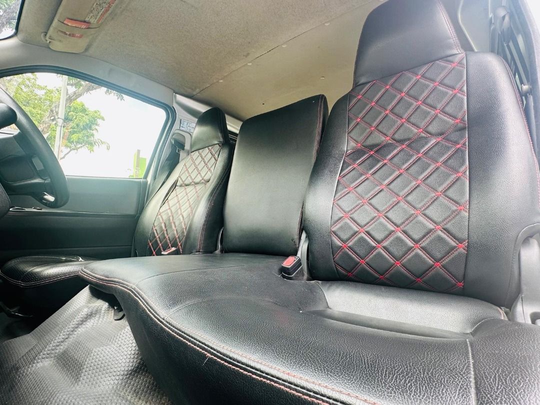 Toyota Hiace 2.8 DX Auto62885348540035114