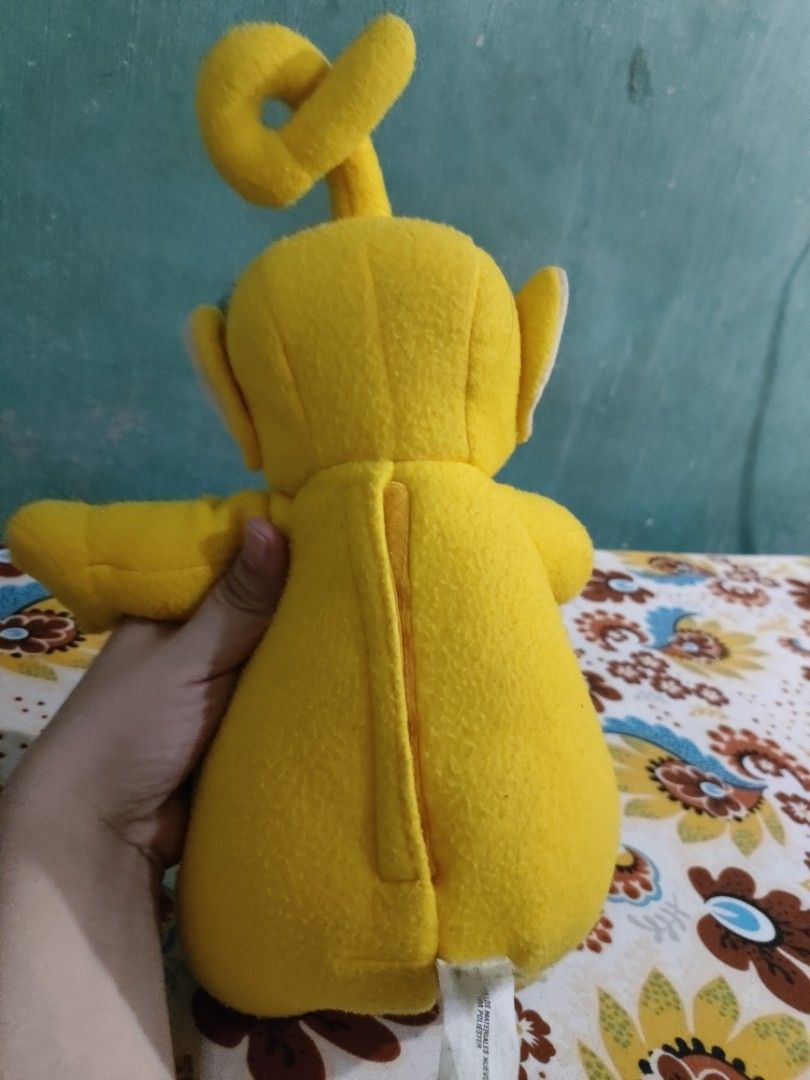 Vintage 1999 Laa Laa (Category: Vintage Collectibles) located in Manila. Submitted by imperialfeline (Listing ID 1376664703, Image 2). Description: from hk box....