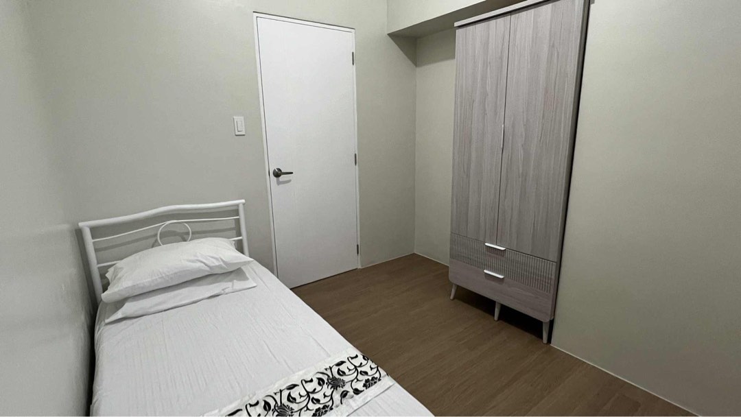 (Category: ) located in . Submitted by marg_trn (Listing ID 1376719036, Image 1). Description: .