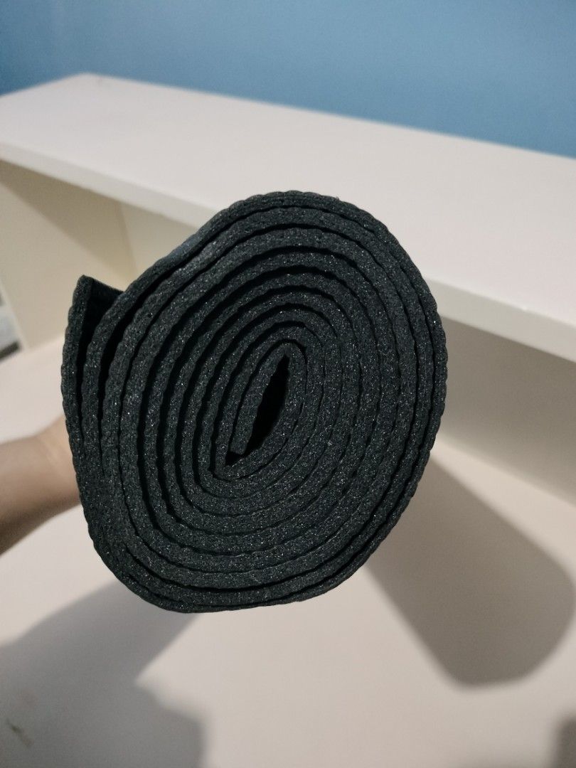 Yoga Exercise Mat - Black (Category: Exercise Mats) located in Cabiao. Submitted by ficany (Listing ID 1376716635, Image 3). Description: MOP: GCash (or other digital banks) MOD: J&T POLICIES: - Shipping fee c/o buyer - No return, no exchange - Item will be reserved only after payment (item price + SF) - COD not available.