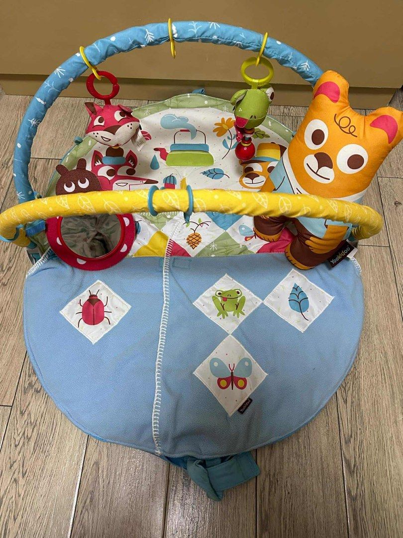 Yookido tummy time toy (Category: Infant Playtime) located in Quezon City. Submitted by thriftasofmanila (Listing ID 1376810241, Image 1). Description: .