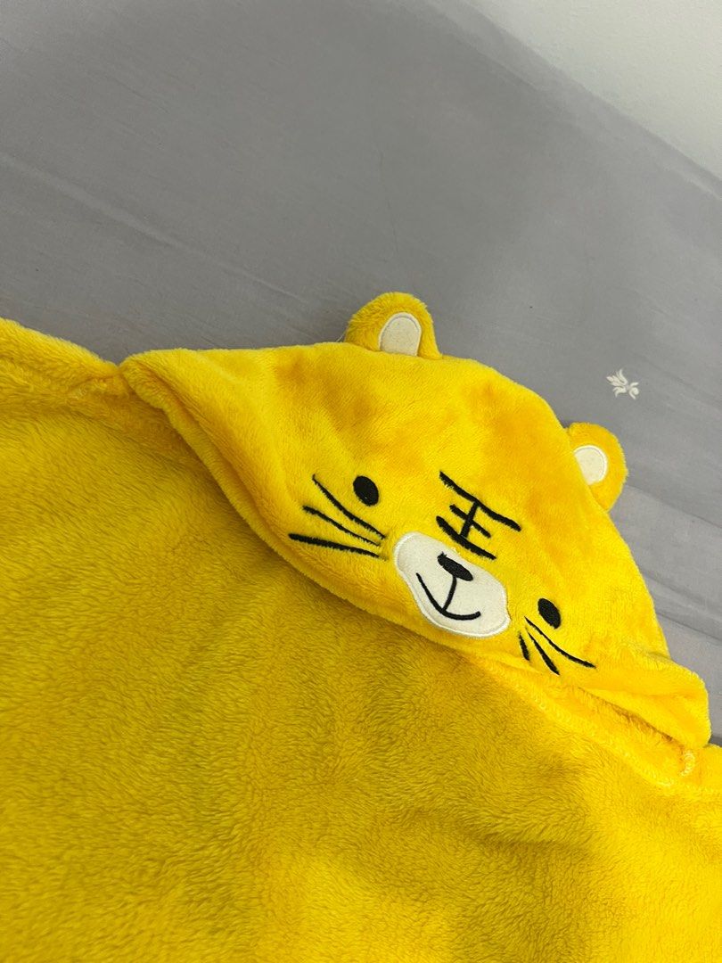 由 grace1658 (刊登 ID 1376888998，圖片 1) 提交，位於 新北市 (New Taipei) 的 老虎🐯小毯子 (類別：嬰兒及兒童流行時尚)，說明：嬰兒多功能披風毯 可愛的小老虎圖案 男女都可用 尺寸第三張照片有。