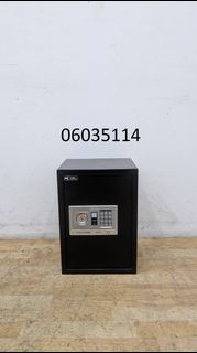 由 happily530555-28271 (刊登 ID 1376910681，圖片 1) 提交，位於 的 (類別：)，說明：。