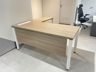 由 rt.store. (刊登 ID 1376868718，圖片 1) 提交，位於 的 (類別：)，說明：。