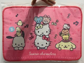 （分類：）位於 。 由 downbytheriverside 提交（商品編號 1376990103，圖片 1）。簡介： 。