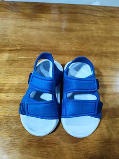 (Category: ) located in . Submitted by jerrytang8989 (Listing ID 1376939993, Image 1). Description: .