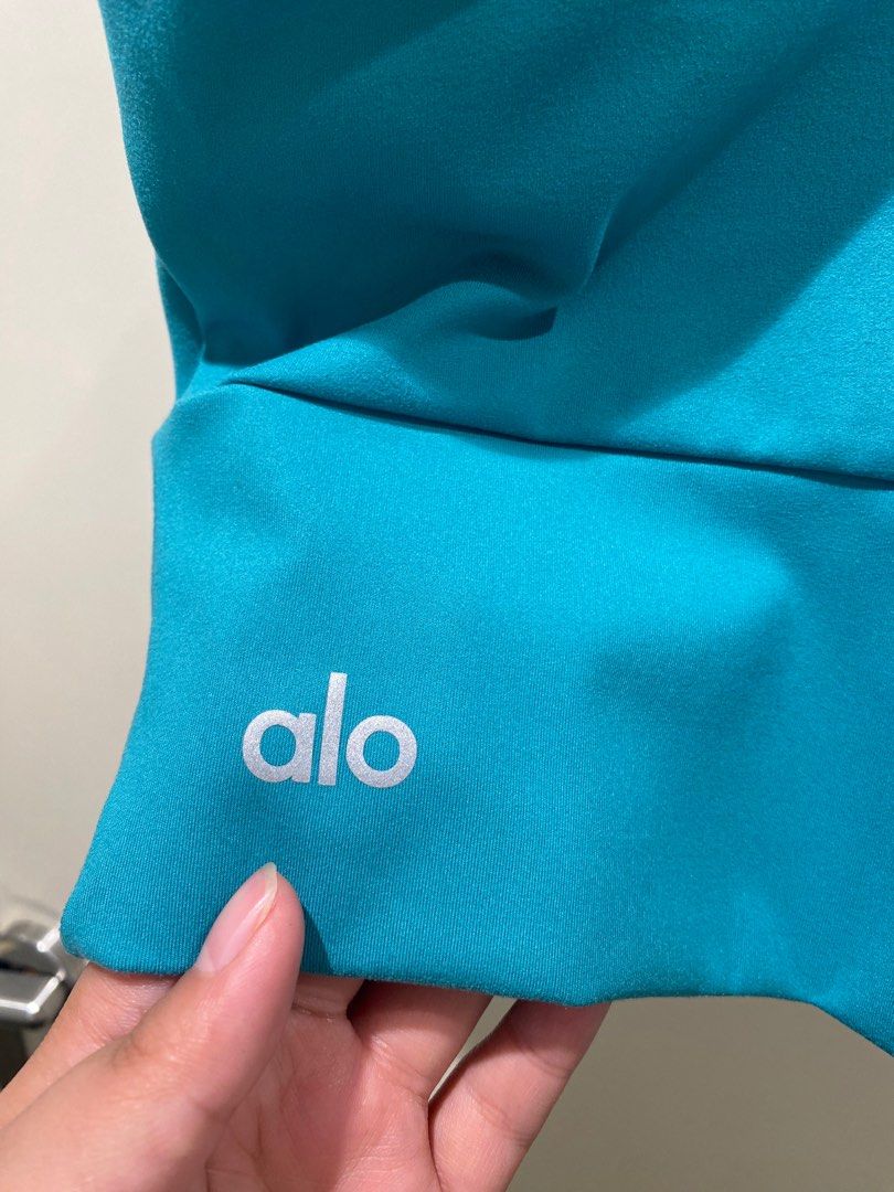 ALO (Category: Activewear) located in Baguio. Submitted by donedeal_2600 (Listing ID 1376950011, Image 3). Description: Stretchable With foam Medium size.