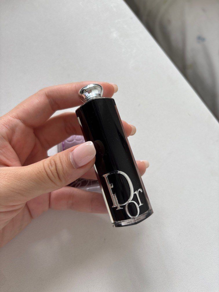 Assorted makeup items (Category: Makeup) located in Singapore. Submitted by pixieanddusts (Listing ID 1376840025, Image 2). Description: .